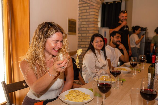 2-in-1 Pasta and Tiramisu Cooking Masterclass in Rome - Choosing carbonara or cacio e pepe