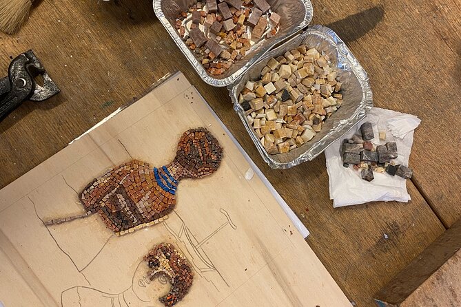 3 Hour Mosaic Lesson in Rome - Meeting Maria Teresa and choosing your design