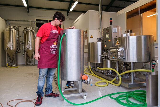 Agricultural Brewery Tour in the Roman Countryside - Visiting the barley and hop plantations