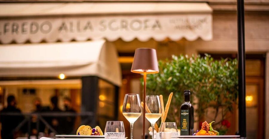 Alfredo alla Scrofa Restaurant in Rome: Eat Like a Star - Why Alfredo alla Scrofa is more than a pasta stop