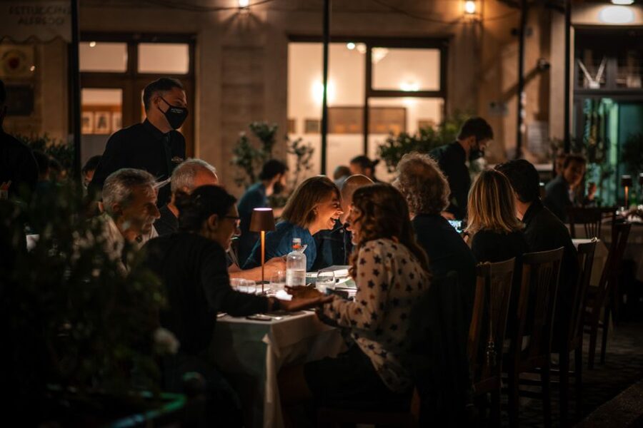 Alfredo alla Scrofa Restaurant in Rome: Eat Like a Star - Getting there from Piazza Navona