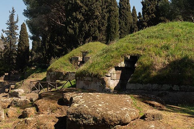 Ancient Etruscan Civilization Tour from Rome - A coffee break at volcanic Lake Bracciano