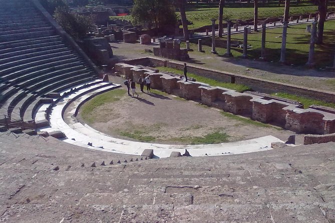 Ancient Ostia Private Tour Led By An Archaeologist - Meeting at Porta San Paolo and getting to the ruins