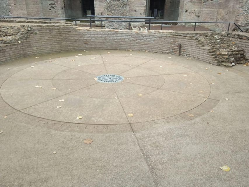 Ancient Rome and Domus Tiberiana Exclusive Guided Tour - Timing, meeting point, and what to carry