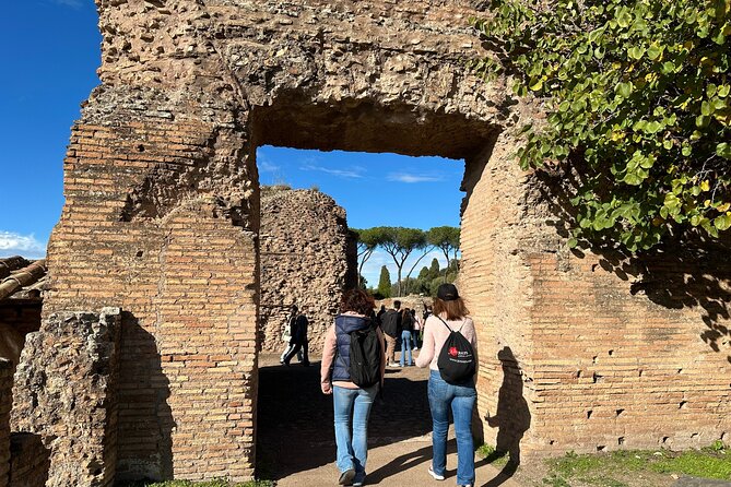 Ancient Rome Discovery: Colosseum, Forum, Palatine Guided Tour - Should you book Ancient Rome Discovery?