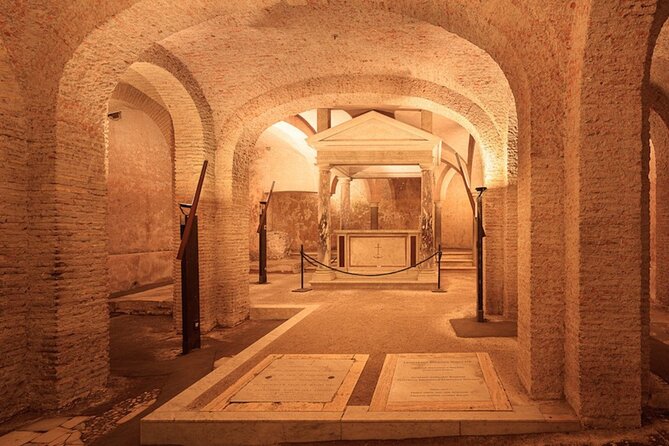 Ancient Rome Full Day Tour: Colosseum and Exclusive SUPER Sites - Entering the Colosseum after the ancient city