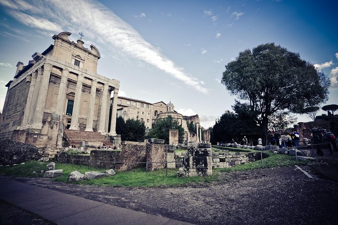 Ancient Rome Guided Tour: Colosseum, Forum and Palatine - The Arch of Constantine and the Roman Forum