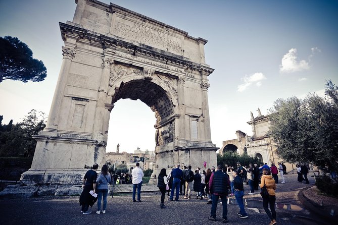Ancient Rome Guided Tour: Colosseum, Forum and Palatine & Pick Up - The guides make the largest difference