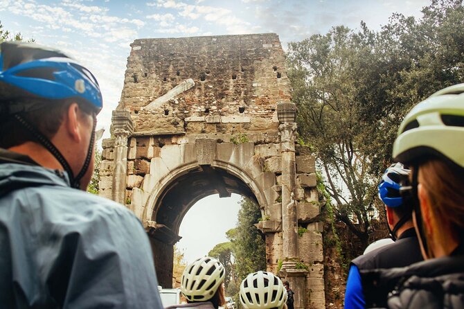 Appian Way Aqueducts Bike Tour with Catacombs & Lunch - Key things to know before you book