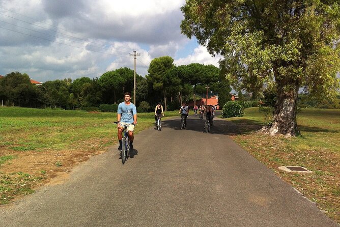 Appian Way Bike Rental Park Official Partner - Stop 1: Climb the Museum of the Walls