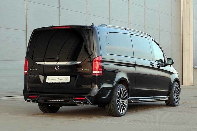 Arrival by Luxury Van from Fiumicino airport FCO to Rome City - The Mercedes V Class ride into Rome