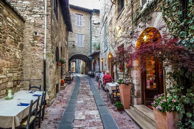 Assisi and Orvieto Guided Day Tour from Rome with Lunch - Walking through Saint Clare’s Assisi