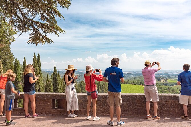 Bagnoregio & Orvieto Day Trip from Rome with Wine Tasting & Lunch - Civita di Bagnoregio and its narrow bridge