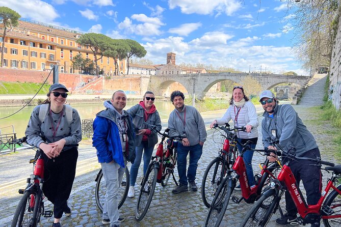 Best of Rome Electric Bike Tour - Reaching the Colosseum by bike