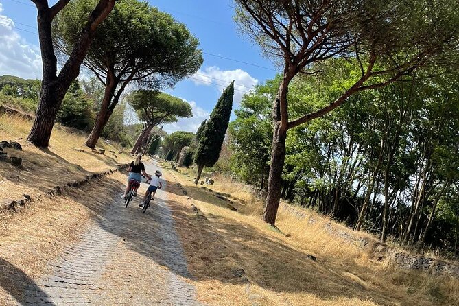 Bike Rental inside Appian Way Regional Park - Catacombs and other worthwhile add-ons