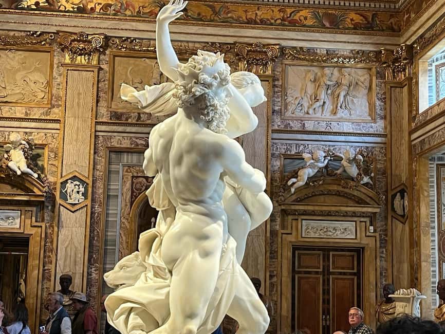 Borghese Gallery Entry Ticket - Meeting your host at the Enjoy Rome flag