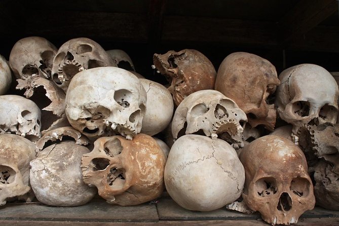 Catacombs and Hidden Underground Rome: Small Group Max 6 People - San Clemente reveals Rome in layers