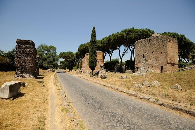 Catacombs Tour with Transfer – Optional Capuchin Crypt or Trevi - What the San Callisto Catacombs actually offer