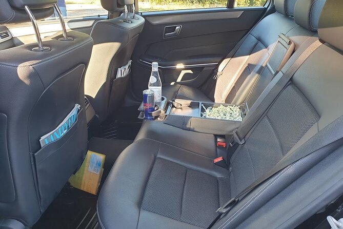Civitavecchia Private Transfer: Civitavecchia Port to Rome - A private Mercedes or spacious van