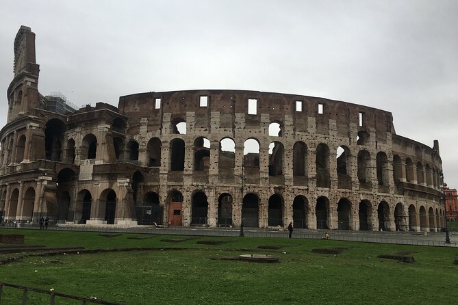 Colosseum + Arena Floor & Forum Small Group Tour - Why the Small Group Size Matters