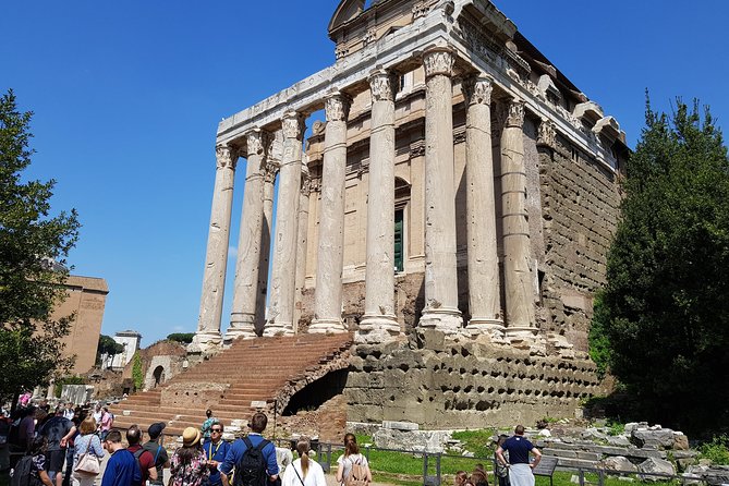 Colosseum Arena Floor, Roman Forum and Palatine Hill Guided Tour - What to bring and what to leave behind