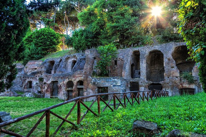 Colosseum, Palatine Hill and Roman Forum Guided Tour - Key points at a glance