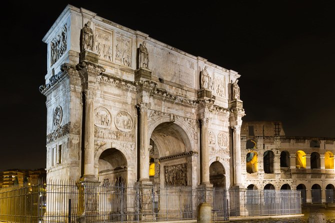 Colosseum, Palatine Hill and Roman Forum Guided Tour - Entering the Colosseum with a guide