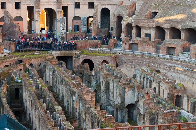 Colosseum, Palatine Hill and Roman Forum Guided Tour - Meeting at Largo Gaetana Agnesi or Via della Polveriera