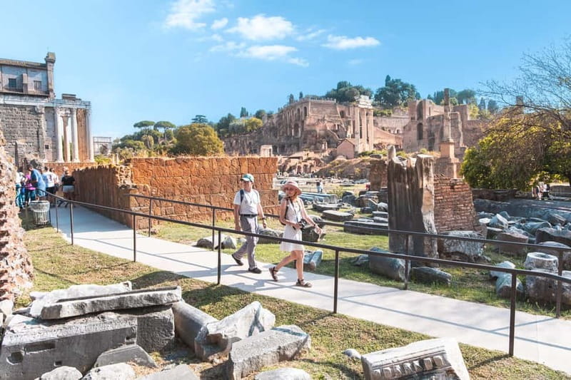 Colosseum, Roman Forum & Palatine Hill Entry and Audioguide - Palatine Hill rewards the climb