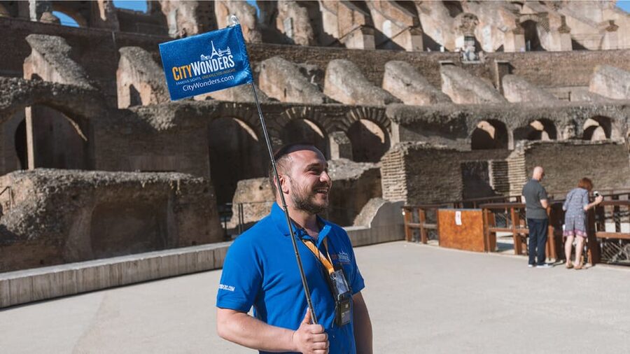 Colosseum with Arena Floor, Palatine Hill & Forum Tour - How the guide affects the experience