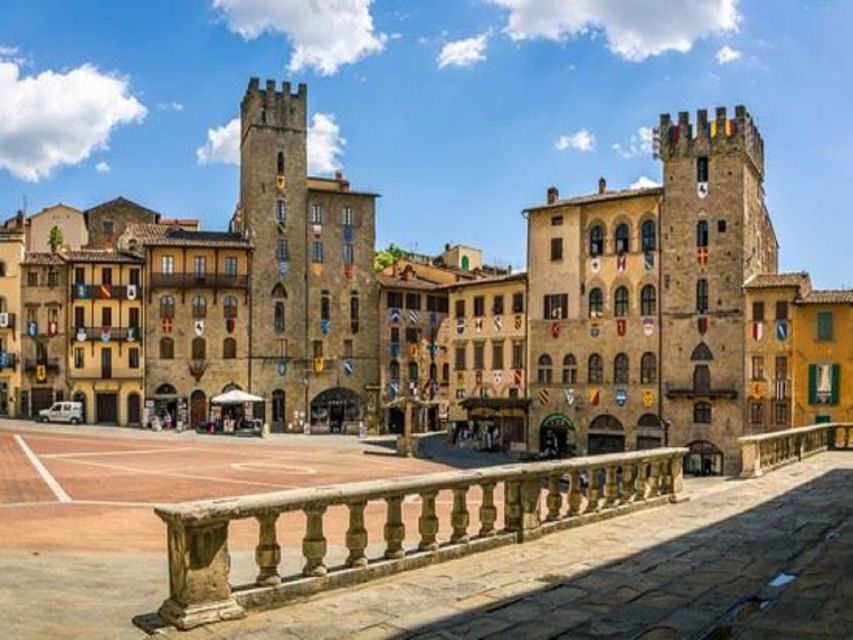 Cortona and Arezzo: Full-Day Tour from Rome - The morning in Cortona, narrow lanes and Villa Bramasole
