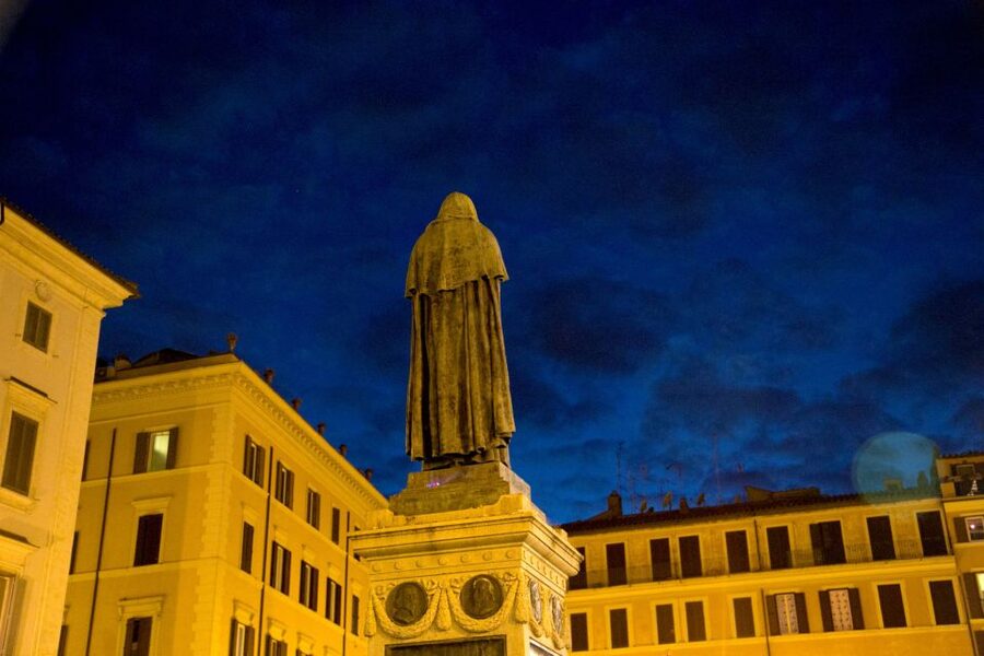 Dark Heart of Rome - Facts, Legend & Mystery Walking Tour - Why Rome’s darker side works best at night