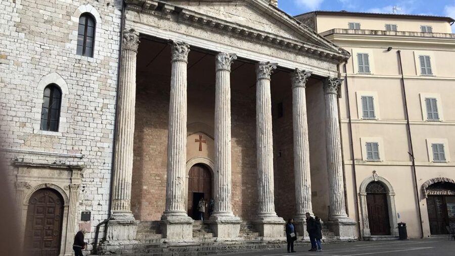 Day trip from Rome to Assisi and Orvieto - 10 hours - Orvieto and the gold-mosaic Duomo