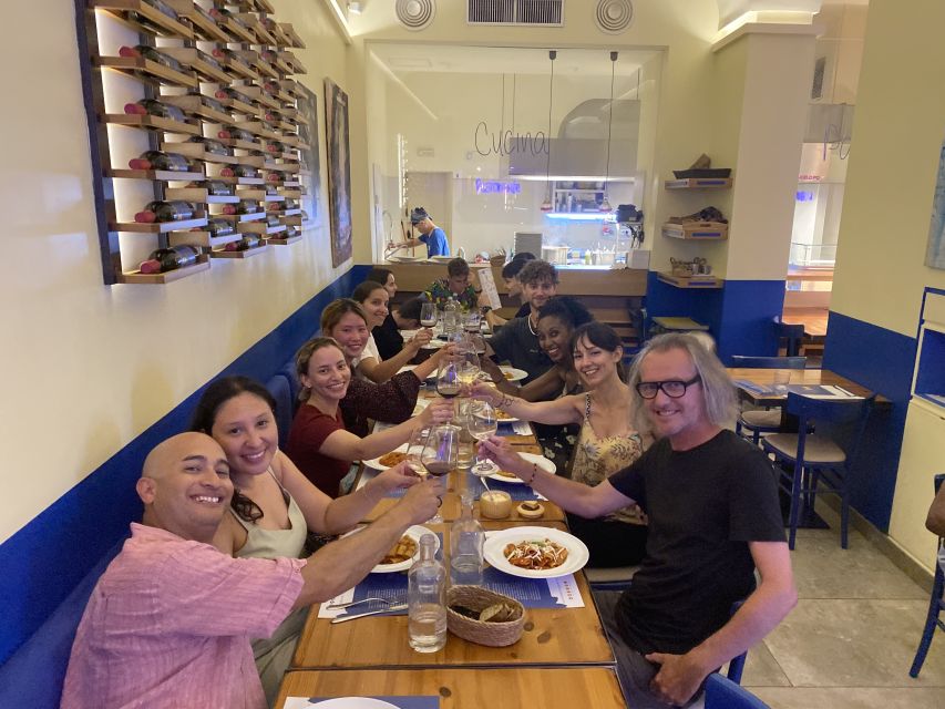 Delicious Roman dinner & Juicy Roman history - Why this Rome evening feels different