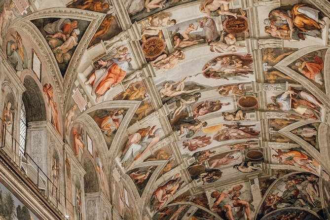 Early Vatican Museums Tour: The Best of the Sistine Chapel - What the guides add to the experience