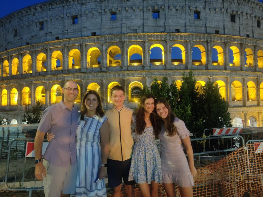 Elegant Rome by night tour and dinner in a local restaurant - What the short stops really mean
