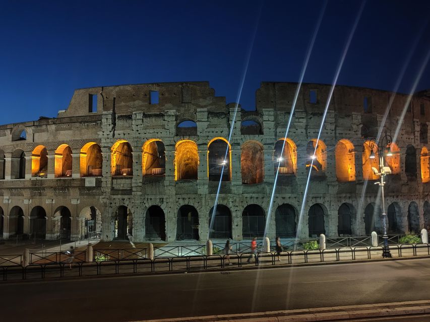 Elegant Rome by night tour and dinner in a local restaurant - Janiculum Hill and the Orange Garden
