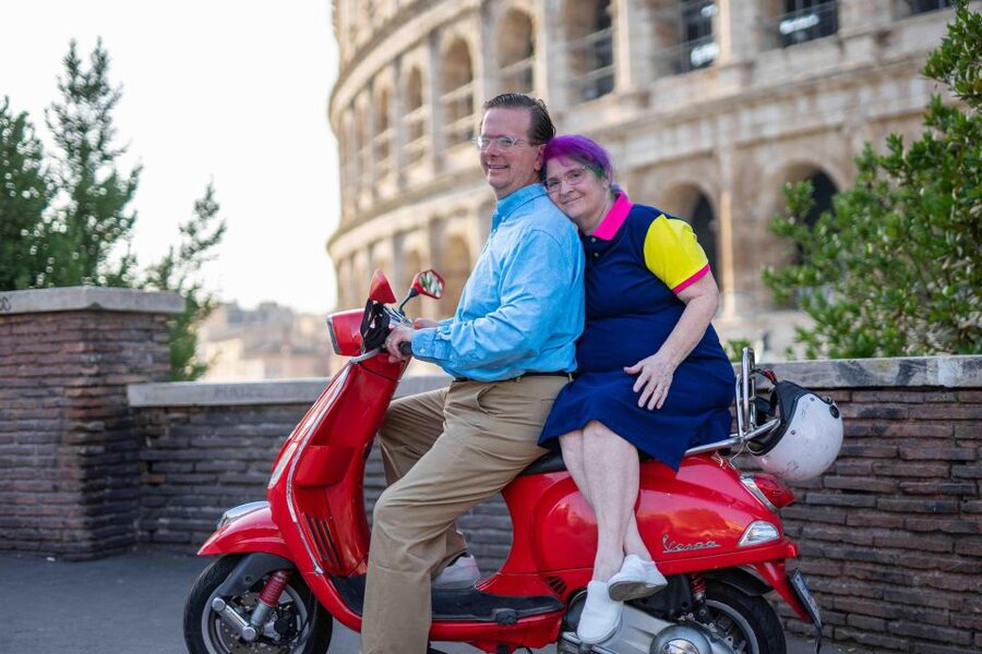 Explore city on Vespa with Professional Photographer - Who should book this Rome Vespa tour