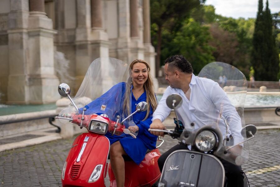 Explore city on Vespa with Professional Photographer - Janiculum Hill and the city from above