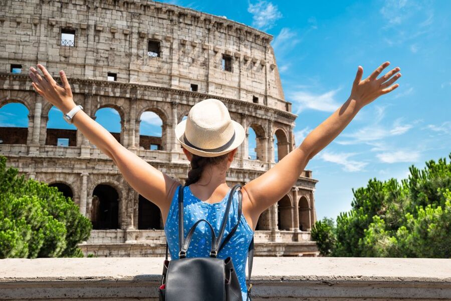 Explore Colosseum and Roman Forum with an Archaeologist - Meeting at the Colosseum Metro station
