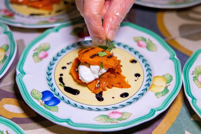 Farm to table dinner in Rome: A trip through Italy - Arriving at Piazza di San Calisto at 7 pm