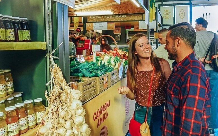 Farmers Market Shopping and Roman Full Course Class - SHARED - Prosecco and antipasti near Rome’s great squares
