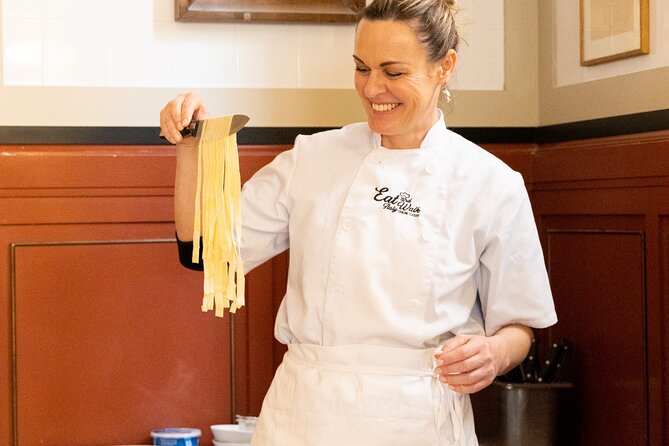 Fettuccine and Tiramisu Masterclass in the Heart of Rome - Sitting down to eat your own work