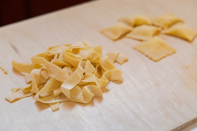 Fettuccine, Ravioli and Tiramisu Pasta Making in Rome - Sitting down at Gusto Restaurant