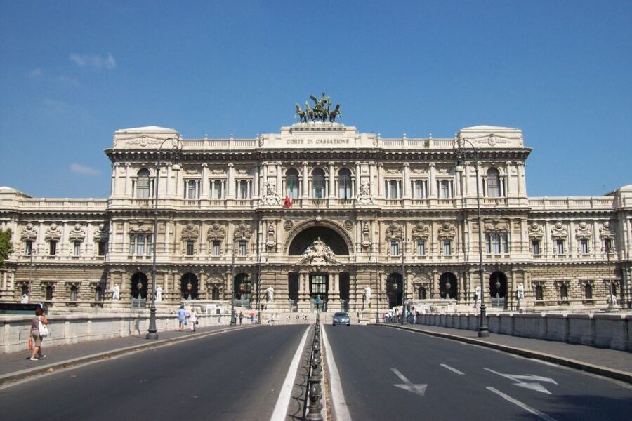 From Civitavecchia: Full-Day Panoramic Bus Tour of Rome - How the guide affects the day