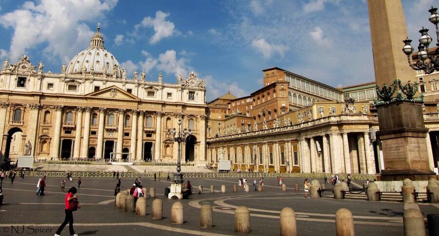 From Civitavecchia: Private Day Trip to Rome - How the vehicle and driver affect the day