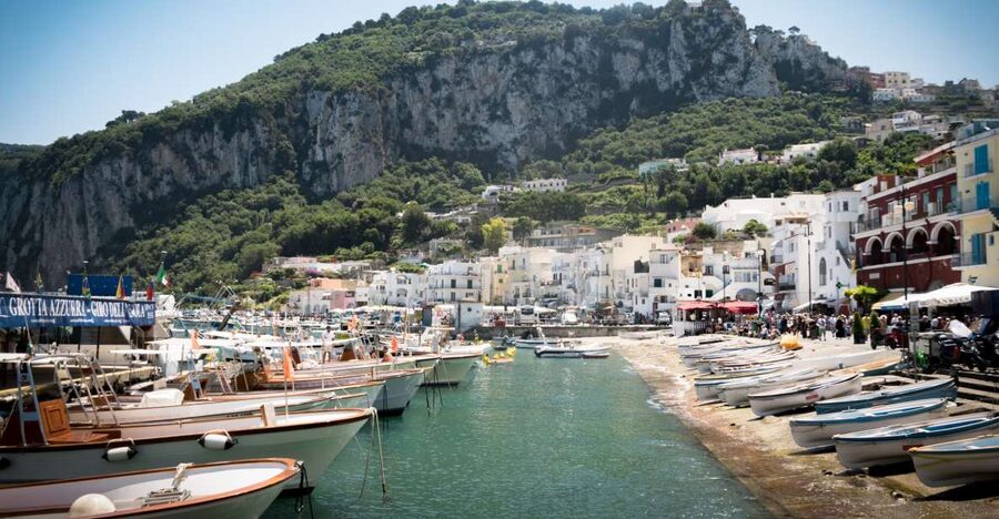 From Rome: Capri Island Day Trip - Ferry connections to Capri and the value of having help
