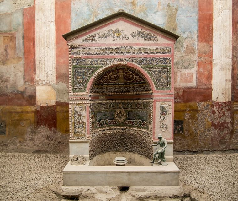 From Rome: Guided Tour to Pompeii with priority admission - Why Pompeii works as a half-day trip from Rome