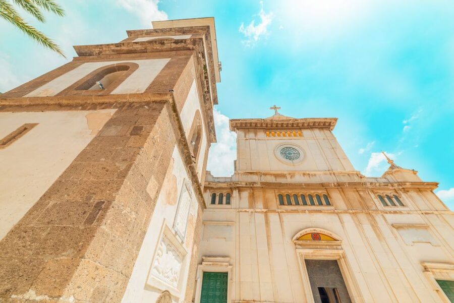 From Rome: Naples and Amalfi Coast Full-Day Trip - Gesù Nuovo and the path of Spaccanapoli