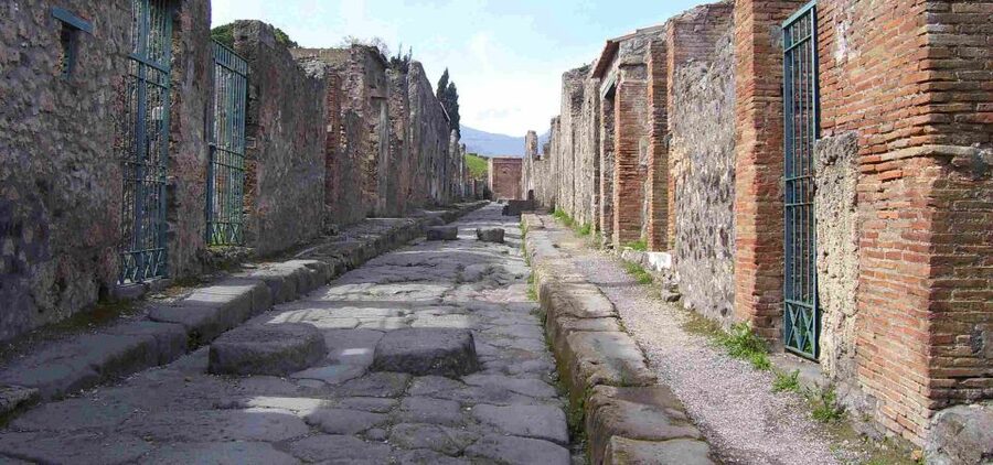 From Rome: Pompeii All-Inclusive Tour with Live Guide - Languages, group conditions, and timing